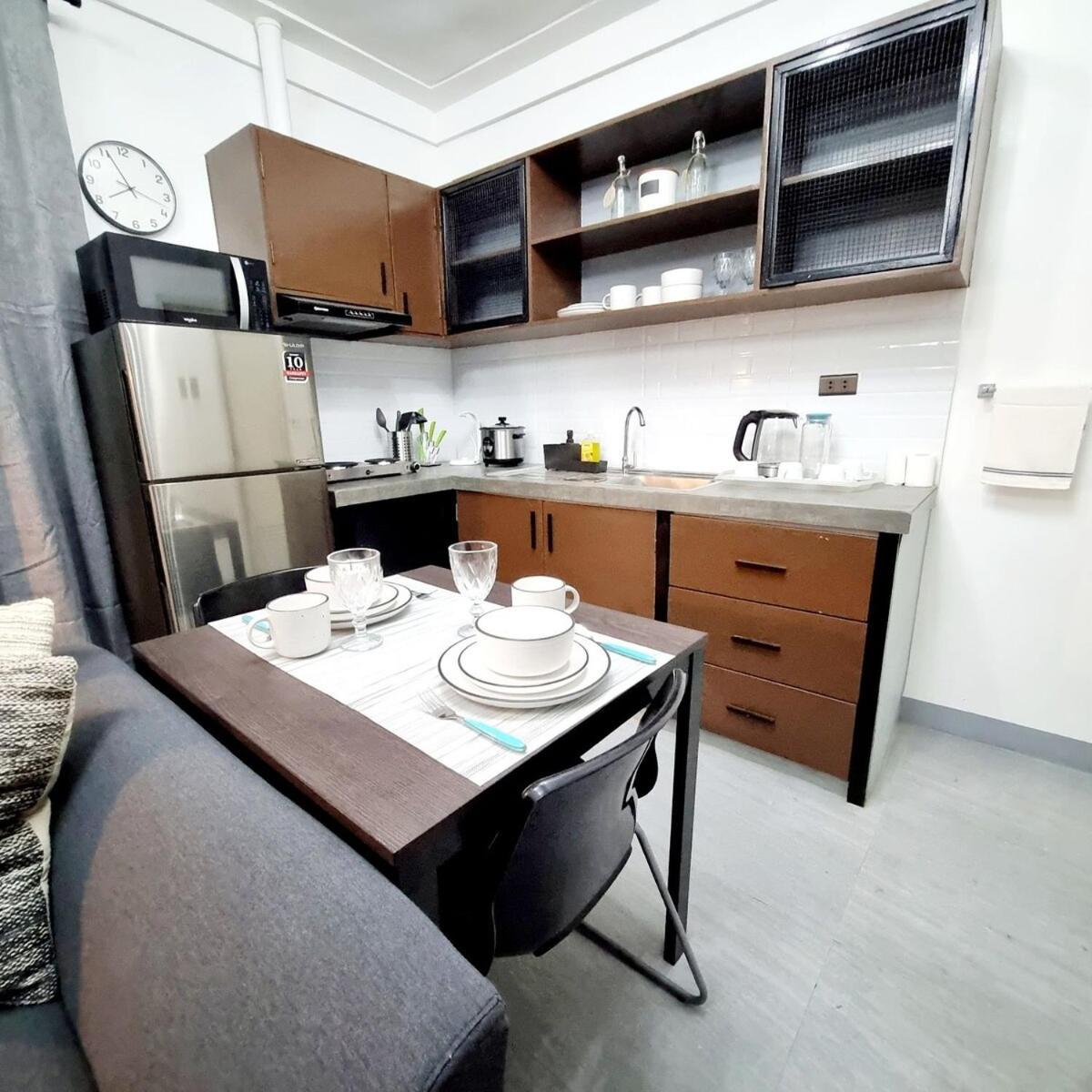 2a2j Apartment Manila